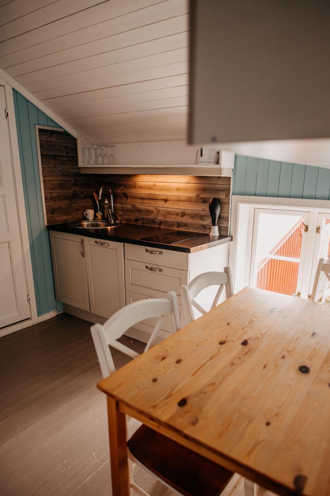 Kraemmervika Havn Ballstad Quarto foto